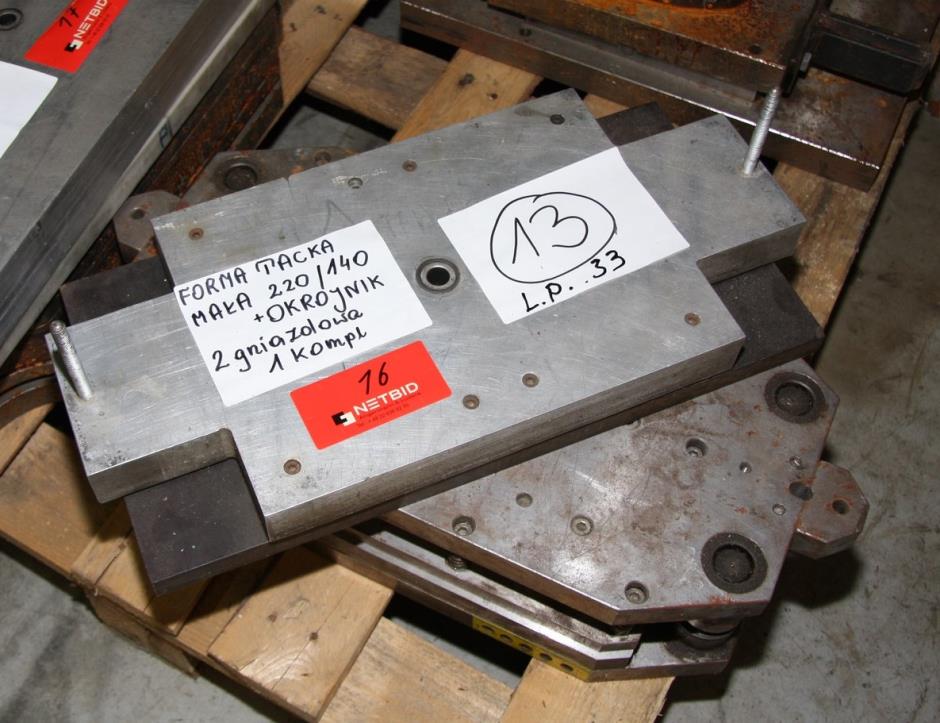 Plastic processing machines for plastic dishes-3